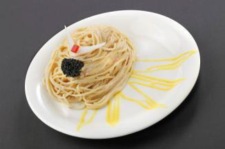 GUNDAM Cafe フリーダムガンダムの翼が表現されている「フリーダムパスタ」