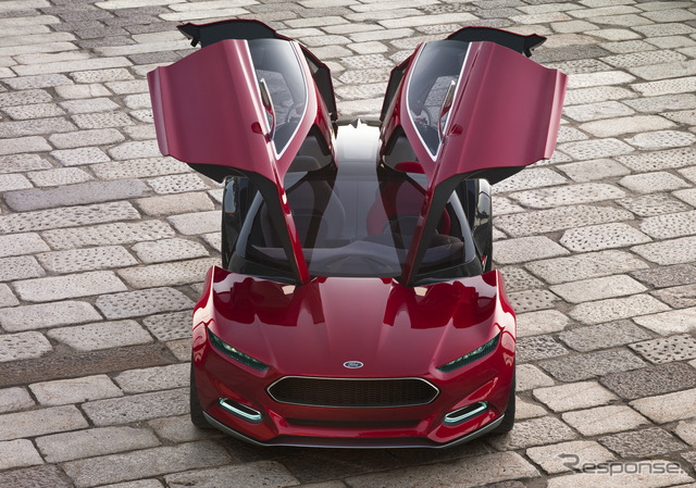 フォードモーターのコンセプトカー、エヴォス(EVOS)