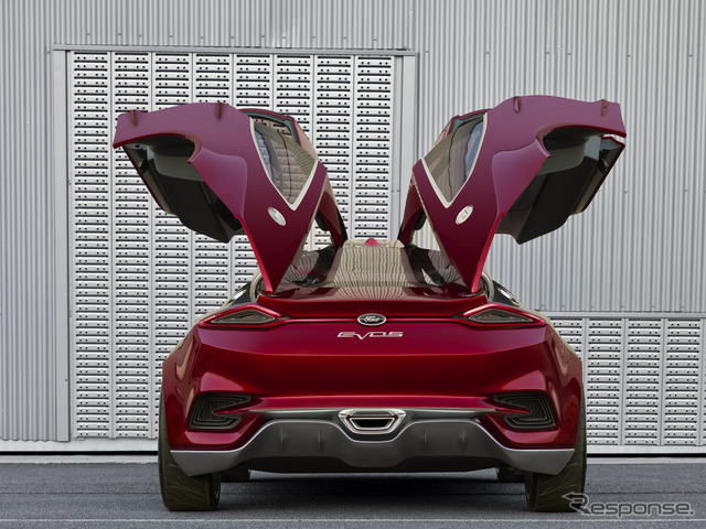 フォードモーターのコンセプトカー、エヴォス(EVOS)