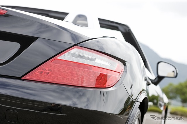 メルセデスベンツSLK200 BlueEFFICIENCY
