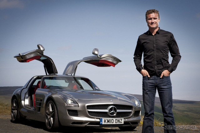 メルセデス・ベンツ SLS AMG とデイビッド・クルサード氏