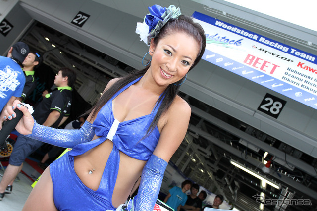 鈴鹿4時間耐久ロードレース2011