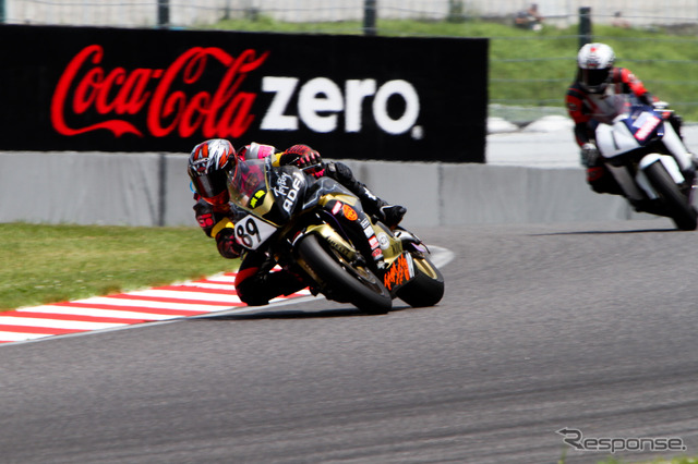 鈴鹿4時間耐久ロードレース2011
