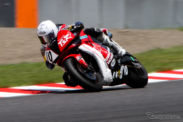 鈴鹿4時間耐久ロードレース2011