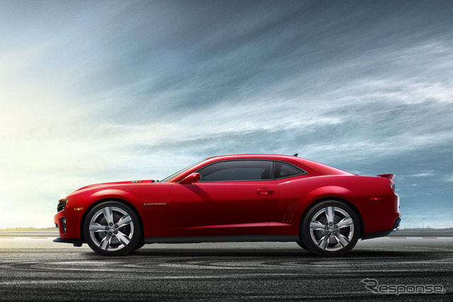 米国で2012年モデルとして発売されるシボレーカマロZL1