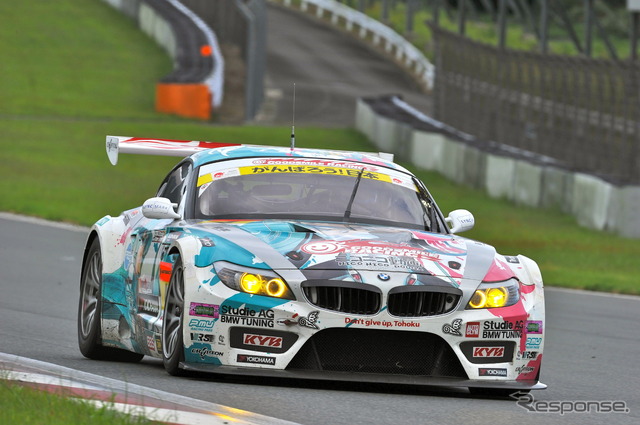 SUPER GT 第6戦、GT300クラスの結果は、痛車マシン、初音ミクグッドスマイルBMWの谷口信輝/番場琢組が優勝