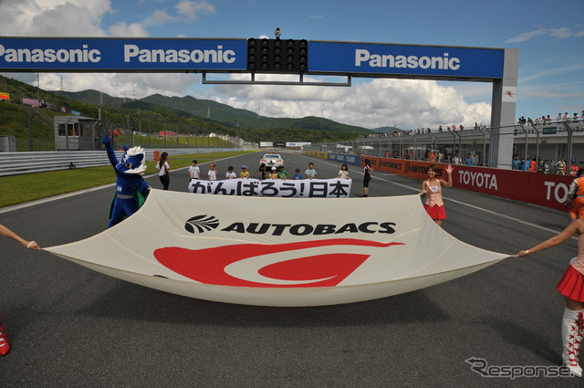 【SUPER GT 第6戦】初音ミクが今季2勝目、エヴァが表彰台