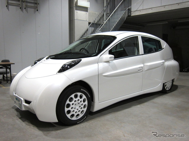 第1号事業で制作されたEV 「SIM-LEI」