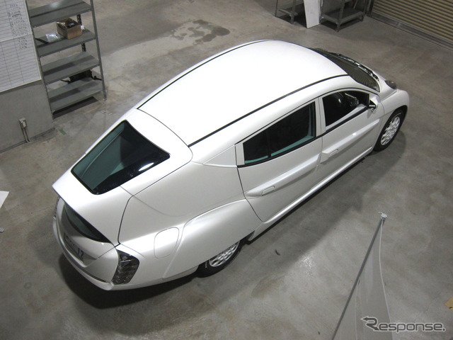 第1号事業で制作されたEV 「SIM-LEI」