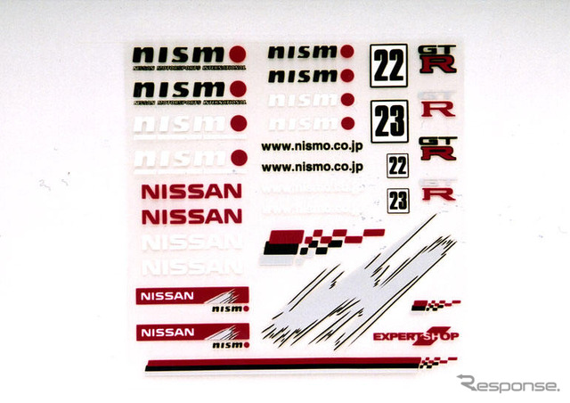 NISMOオリジナル「クレデンシャルケース」「ミニステッカーセット」発売