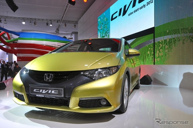 ホンダ シビック 新型 （フランクフルトモーターショー11）