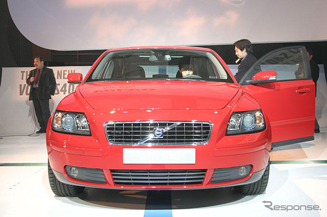 【ボルボ『S40/V50』日本発表】見せる自信、待たせて勝負