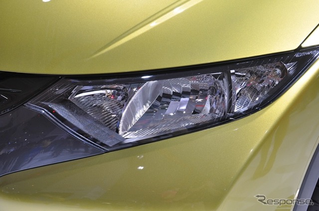 ホンダ シビック 新型 （フランクフルトモーターショー11）