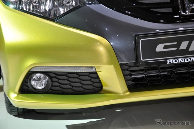 ホンダ シビック 新型 （フランクフルトモーターショー11）