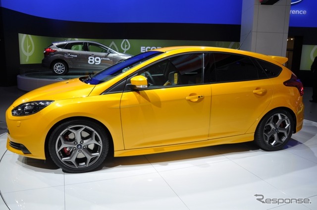 フォード フォーカス ST 新型(フランクフルトモーターショー11)