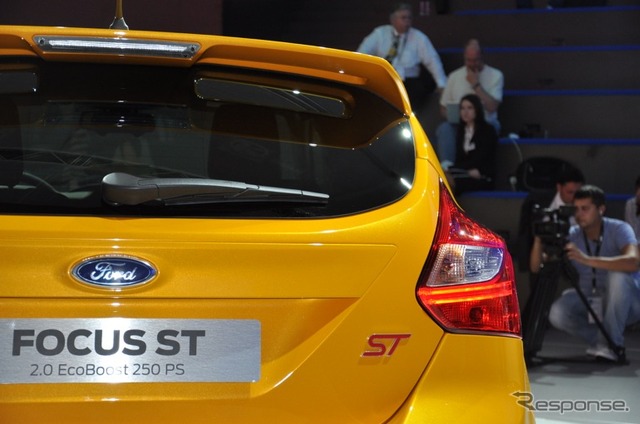 フォード フォーカス ST 新型(フランクフルトモーターショー11)