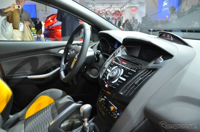フォード フォーカス ST 新型(フランクフルトモーターショー11)