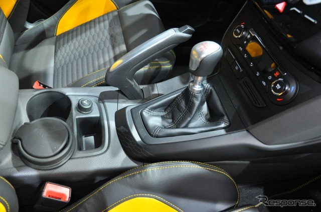 フォード フォーカス ST 新型(フランクフルトモーターショー11)
