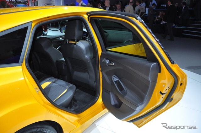 フォード フォーカス ST 新型(フランクフルトモーターショー11)