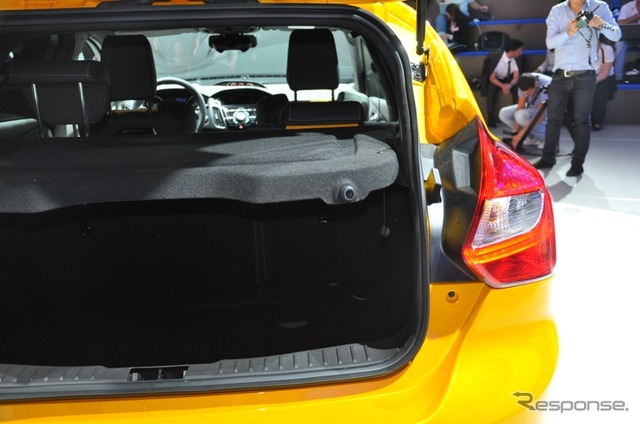 フォード フォーカス ST 新型(フランクフルトモーターショー11)