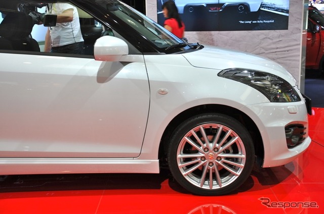 スズキ スイフトスポーツ 新型(フランクフルトモーターショー11)