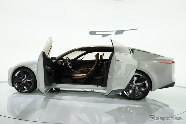 韓国キアモーターズのFRスポーツセダンコンセプトカー、GT(フランクフルトモーターショー11)