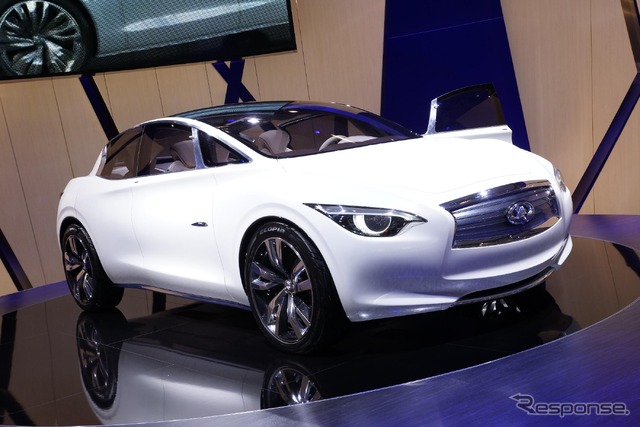 インフィニティのコンセプトカー、エセレア