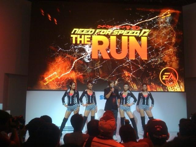 【TGS 2011】川村ゆきえさんが『ニード・フォー・スピード ザ・ラン』のレースに参加