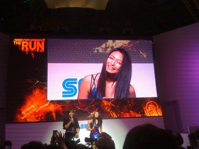 【TGS 2011】川村ゆきえさんが『ニード・フォー・スピード ザ・ラン』のレースに参加