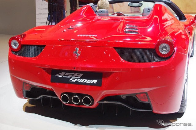 【フランクフルトモーターショー11】フェラーリ 458スパイダー 詳細画像…自信あり