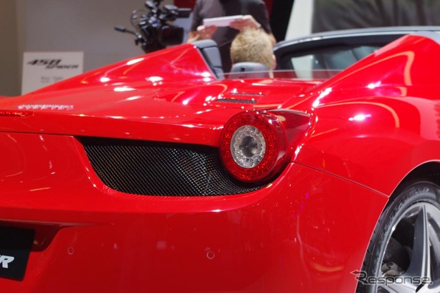 【フランクフルトモーターショー11】フェラーリ 458スパイダー 詳細画像…自信あり