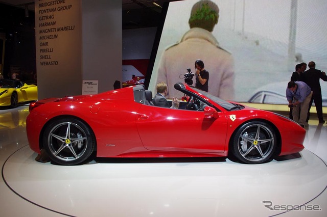 【フランクフルトモーターショー11】フェラーリ 458スパイダー 詳細画像…自信あり