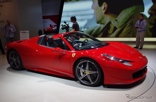 【フランクフルトモーターショー11】フェラーリ 458スパイダー 詳細画像…自信あり