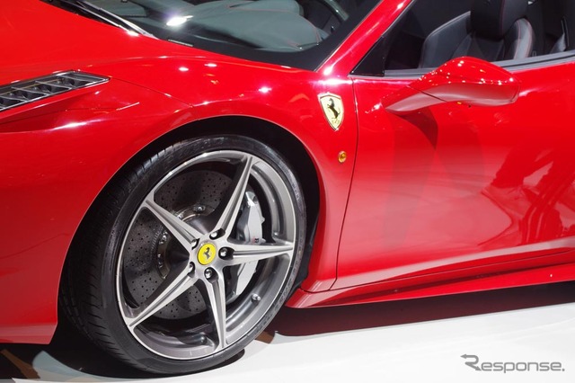【フランクフルトモーターショー11】フェラーリ 458スパイダー 詳細画像…自信あり
