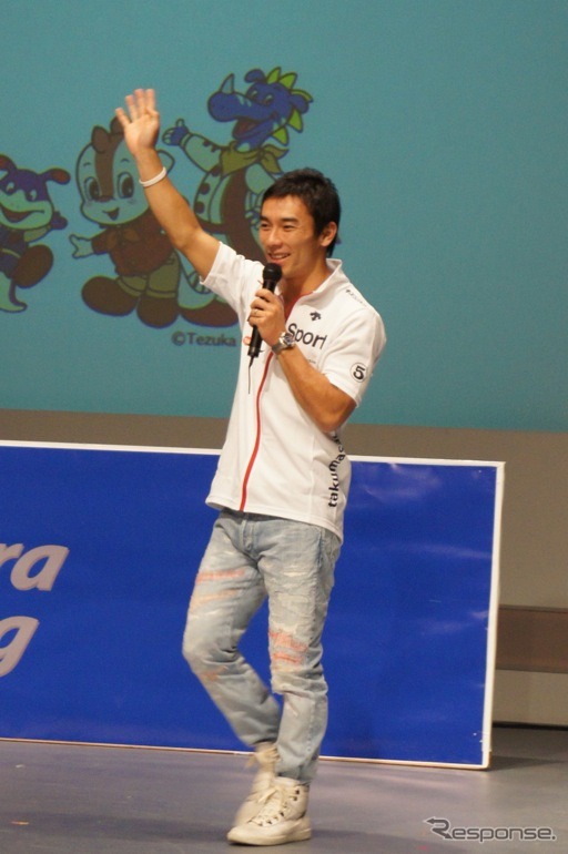 最後のインディジャパンを終えた佐藤琢磨選手、ツインリンクもてぎでファンとの交流イベントに参加した