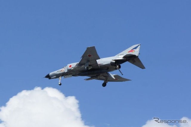 【INDYCAR インディジャパン】F-4EJ改戦闘機の歓迎フライト