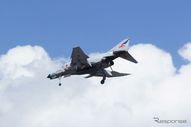 【INDYCAR インディジャパン】F-4EJ改戦闘機の歓迎フライト
