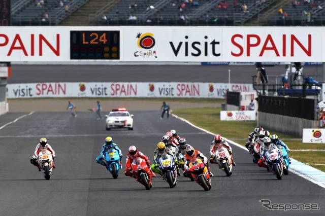 2010年MotoGP日本GP(ツインリンクもてぎ)スタート