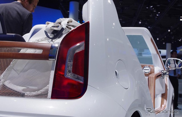 VW up! azzurra セーリングコンセプト(フランクフルトモーターショー11)
