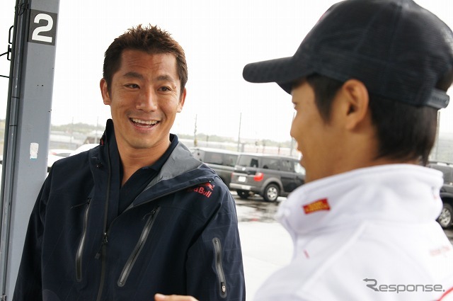 青山はスペインでエアレースを観戦したことがあるとか。