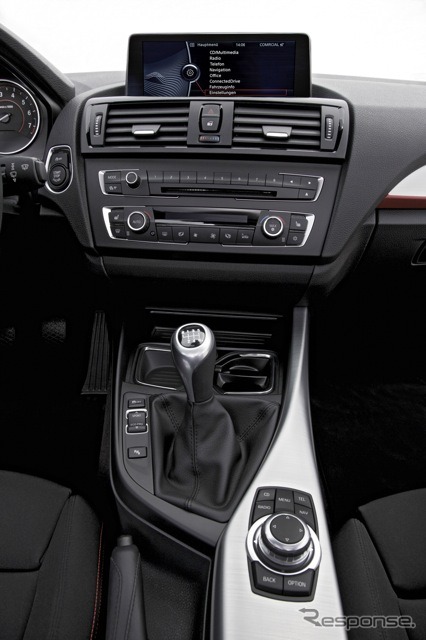 【BMW 1シリーズ 日本発表】コンパクトでありながらラグジュアリーな室内空間