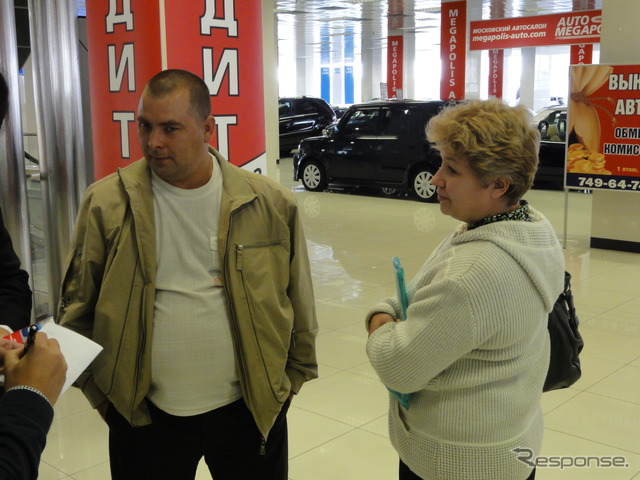 日産 ティアナ の購入を検討してた夫婦