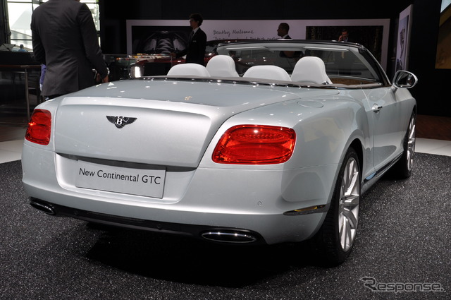 ベントレー コンチネンタル GTC(フランクフルトモーターショー11)