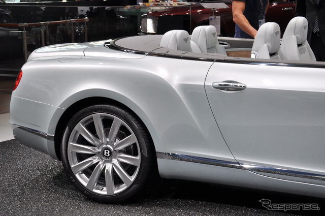 ベントレー コンチネンタル GTC(フランクフルトモーターショー11)