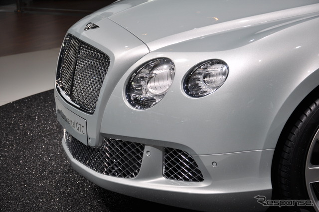 ベントレー コンチネンタル GTC(フランクフルトモーターショー11)