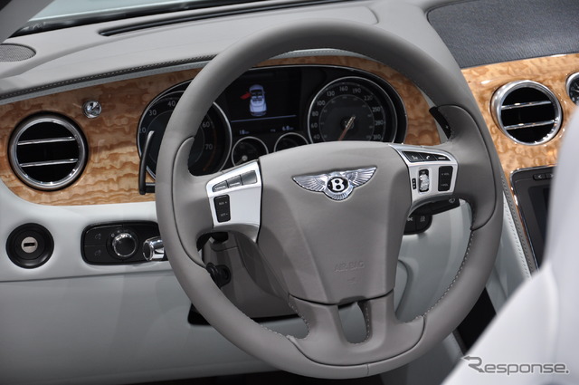 ベントレー コンチネンタル GTC(フランクフルトモーターショー11)
