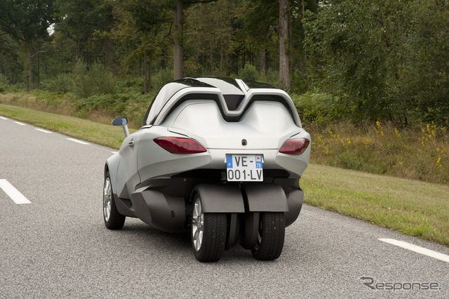 PSA(プジョーシトロエン）のEVコンセプトカー、VELV