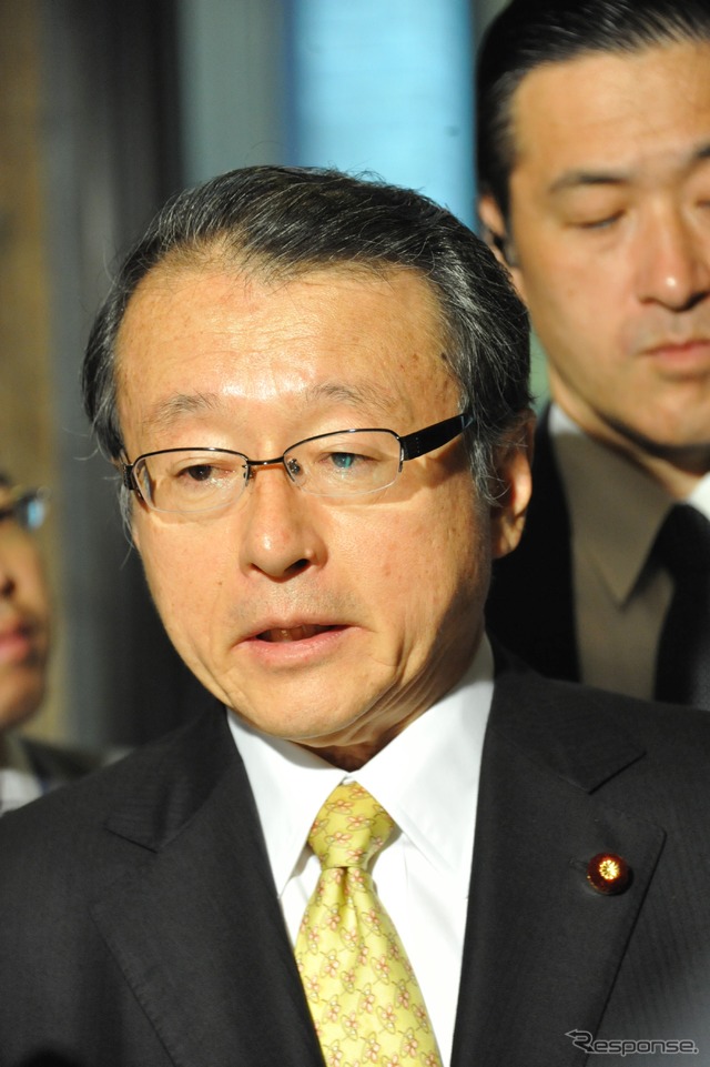 中川正春文部科学相(2011年9月27日・衆議院)