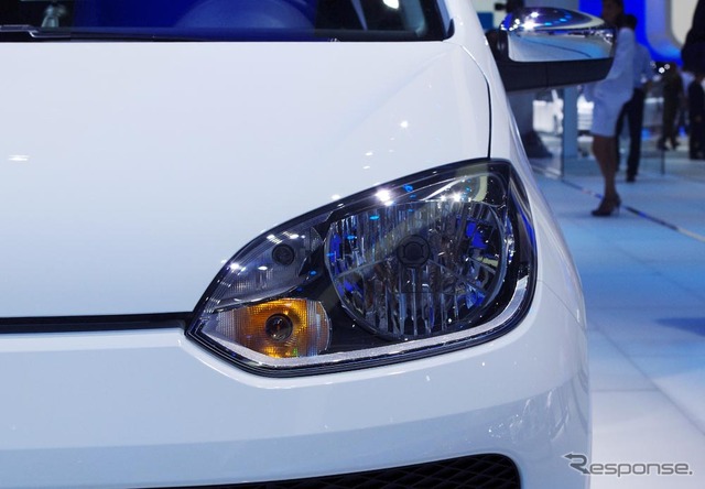 VW up! white(フランクフルトモーターショー11)