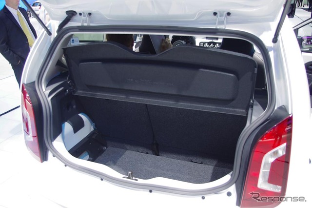 VW up! white(フランクフルトモーターショー11)
